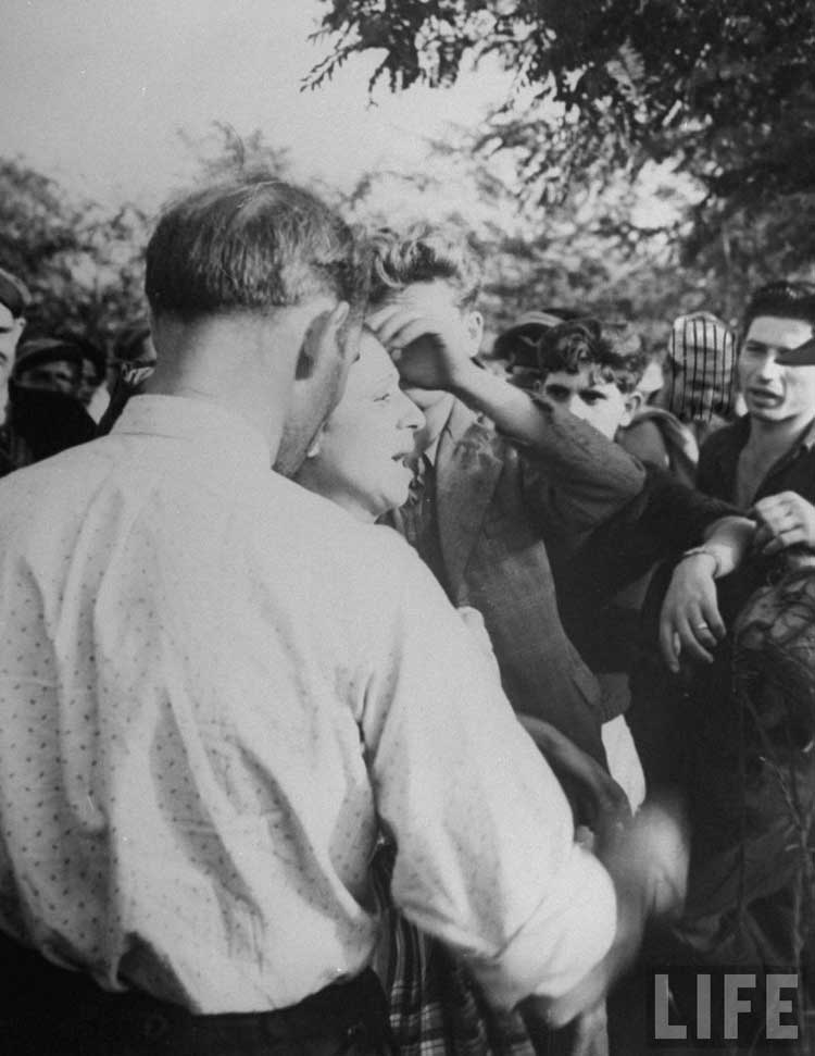 法国如何惩罚二战<em>女法奸</em>_精品贴图_读书论坛