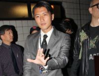谢霆锋现身校园讲座 否认与杨幂恋情