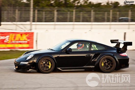 保时捷997改装车型911 RSR发布