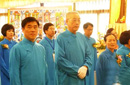 吴敦义赴法会祈两岸和平