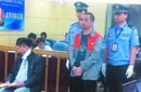 记者敲诈为何“失节”