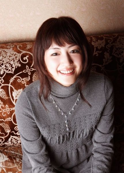 hyde和妻子合照_日本艺人收入 hyde