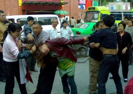 细数那些<em>打女人的男人</em>_社会_环球网