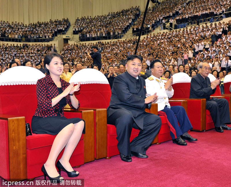 2012年7月31日，恰逢PLA建軍85周年前夕，朝鮮第三代領導人金正恩再次攜夫人李雪主觀看了牡丹峰樂團的表演，其中還刻意演唱了《中國人民誌願軍戰歌》。