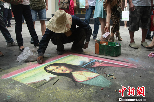 一周面孔:<em>操</em>日本 鼠尿儿 最励志保安 英王妃半裸