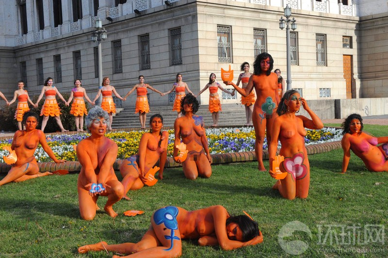 乌拉圭<em>妇女</em>裸体支持<em>堕胎</em>合法化