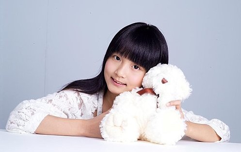 14岁音乐少女许雅涵入选台湾宅男女神图片