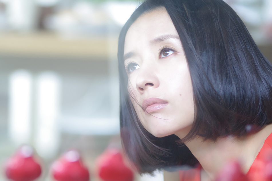 《我爱的我》音乐电影首映 <em>董洁</em>演绎轻摇滚_娱