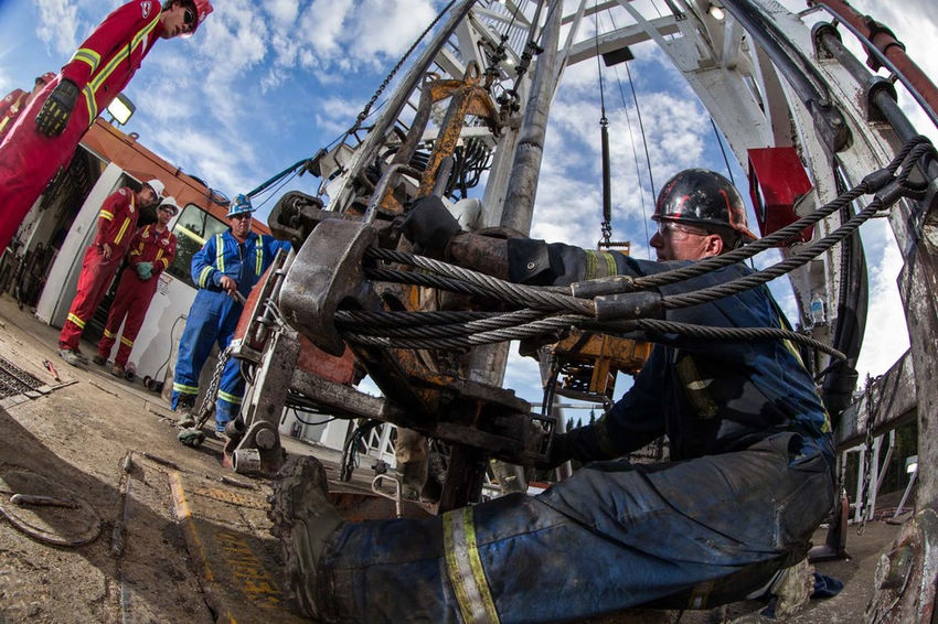 纪实摄影:加拿大石油钻井平台