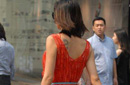 男人偷窥女人是天性还是女人太招摇