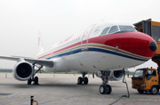 中国首架鲨鳍小翼空客A320交付