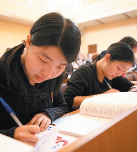 中国学生到俄罗斯留学比留欧美国家容易得多