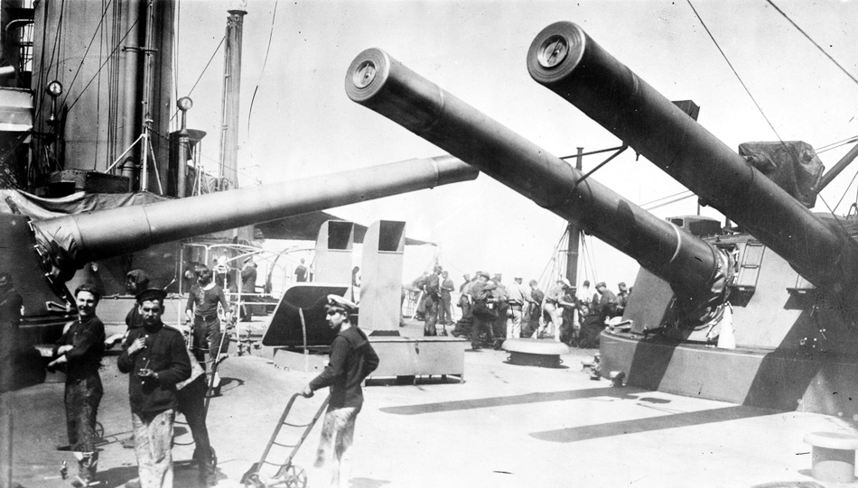 造舰狂潮：评甲午海战后中日再次主力舰竞赛