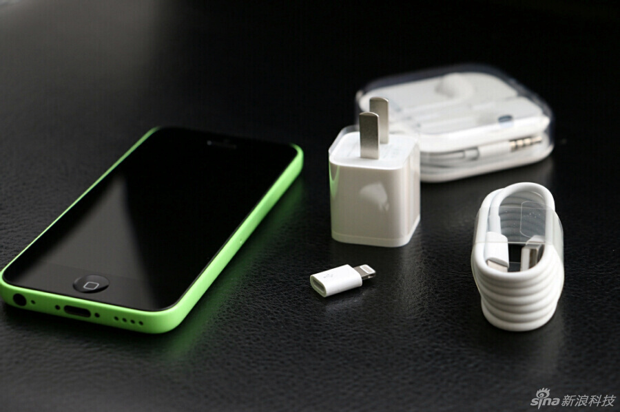 苹果新机来了 iPhone 5s/5c行货版开箱图赏