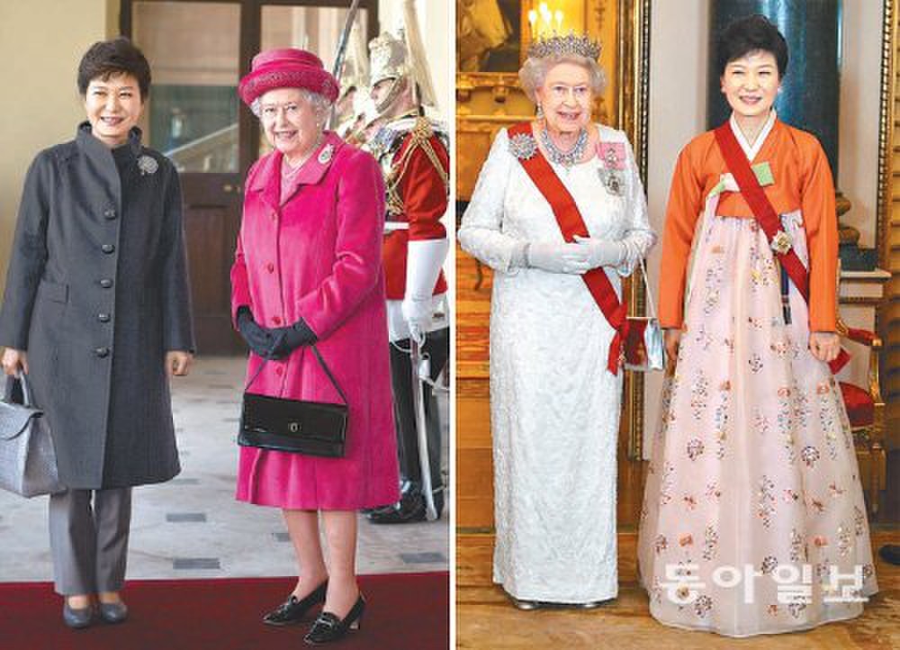 朴槿惠访问英国服饰继续善用“色彩政治”获赞