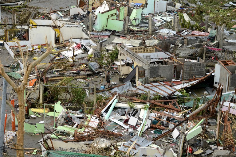 菲律宾官员称台风或致上万人死亡 发现数百遗体