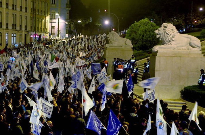 数千葡萄牙治安人员走上街头 抗议严苛新措施