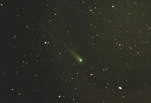 LOVEJOY彗星4日凌晨出现于日本福冈市上空