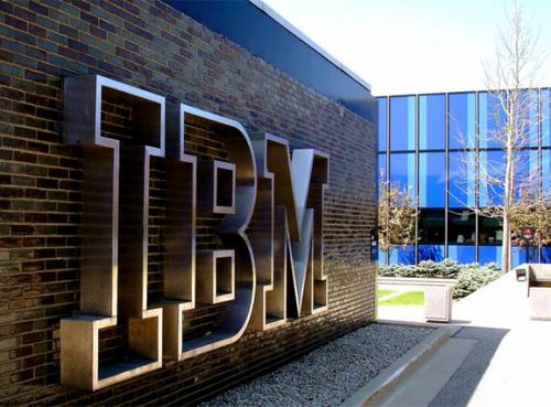 美媒:IBM致力于发展云计算以扭转硬件业务颓势