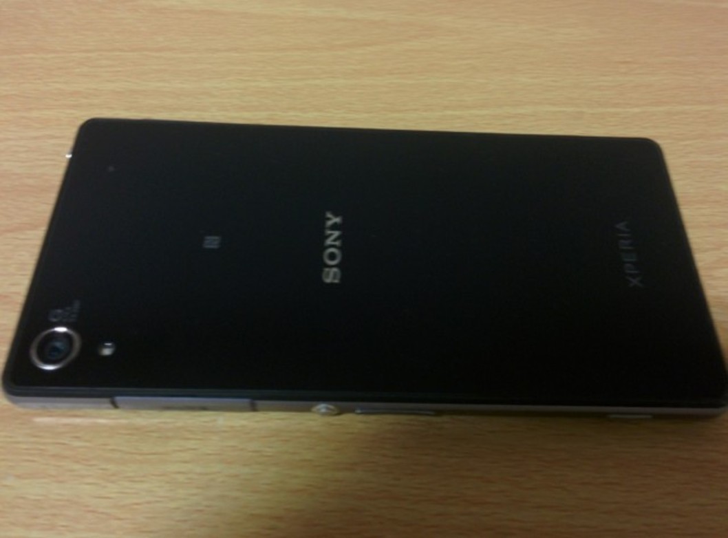 索尼Xperia Z2谍照曝光 或在MWC 2014发布
