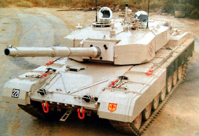 俄媒:印度早晚走中国之路 自主研发坦克战车