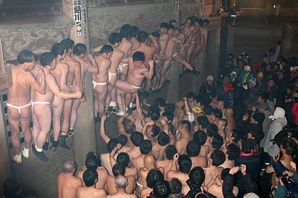 日媒盘点古灵精怪祭典 现600公斤重<em>生殖</em>器-古
