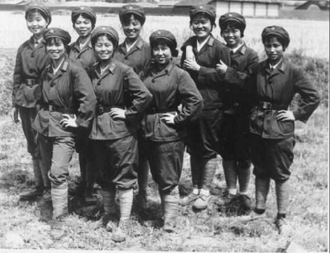 对越反击战时期中国<em>女兵</em>照片_<em>军事</em>_环球网
