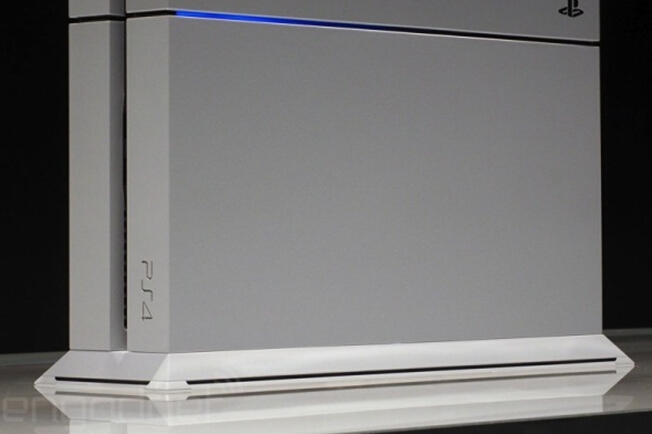 索尼E3 2014发布冰川白PS4 高清图赏