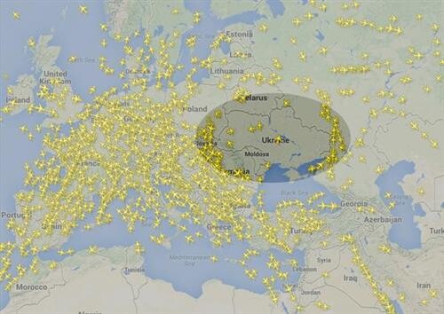 马航MH17航班在乌边境坠毁 多国航班避开乌空域(图)