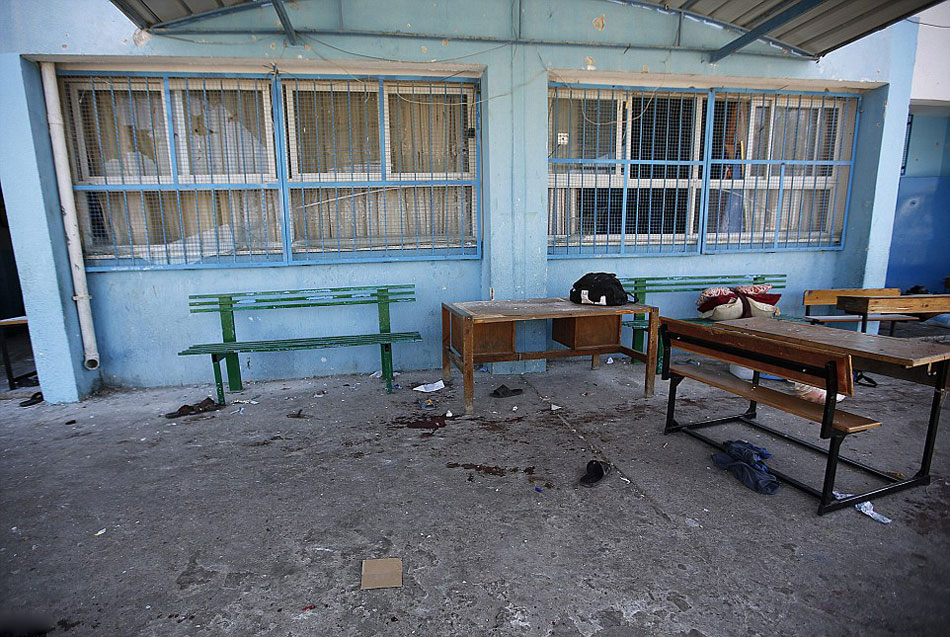 以色列袭击加沙联合国学校致15人死亡