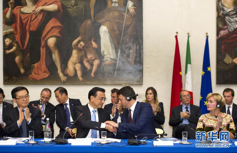 李克强与意大利总理伦齐共同会见中意企业家代表