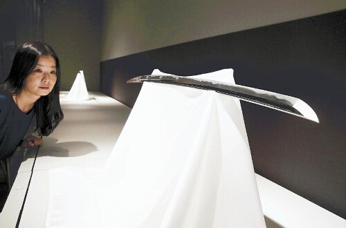 日本名刀"岛津正宗"现身京都纪念展(图)