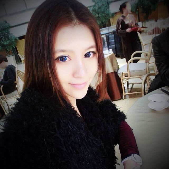 谢雨欣20岁大女儿图片