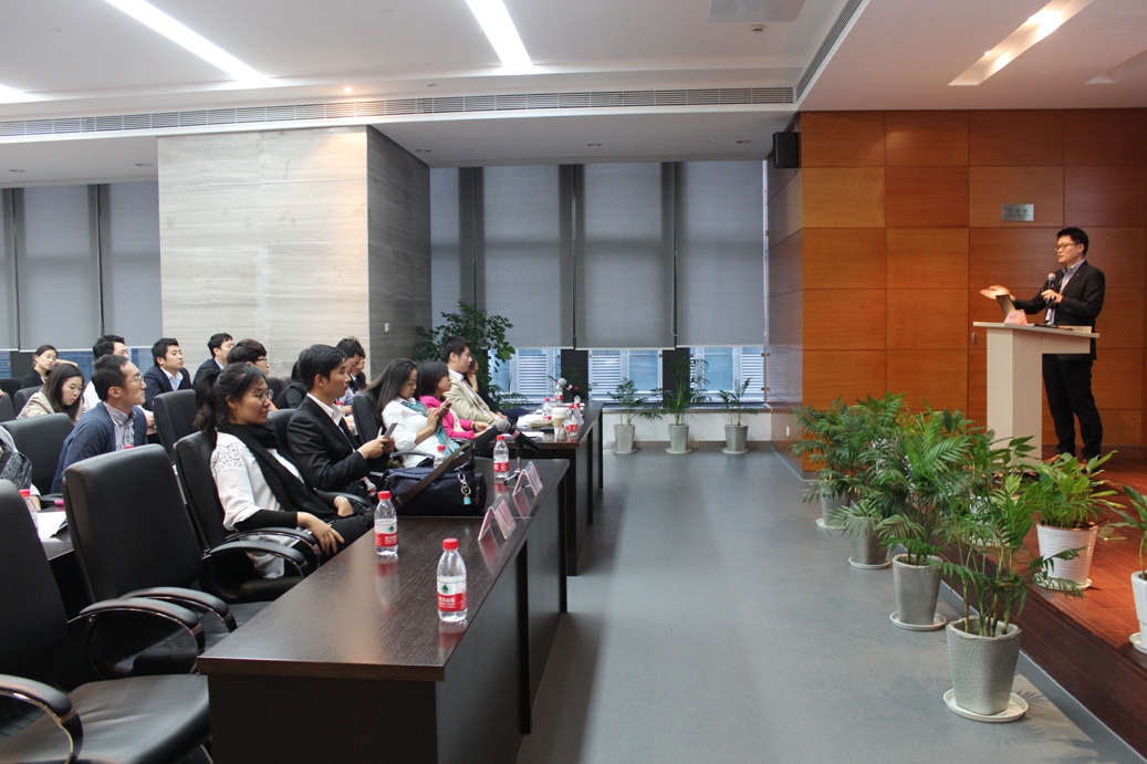 韩国青年代表团抵达杭州 参观韩国企业听取报告