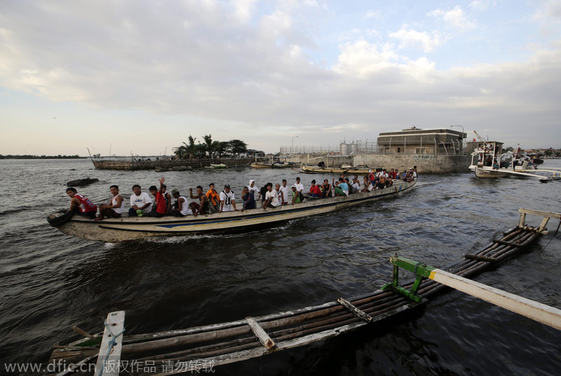 台风“哈格比”将袭菲律宾中部 渔民回港“避风头”