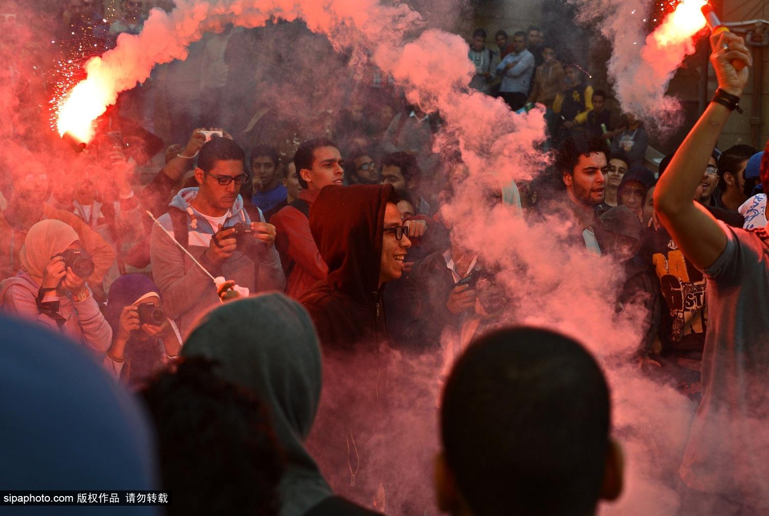 埃及学生集会抗议政变集团 反对军事统治