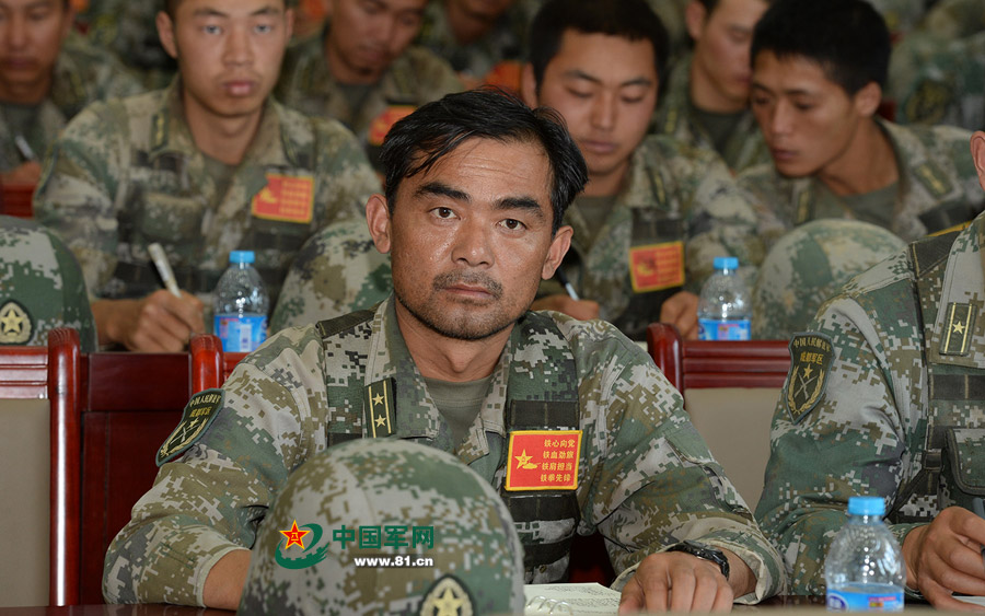 仗剑行四方:环球军事2014中国军力发展报告