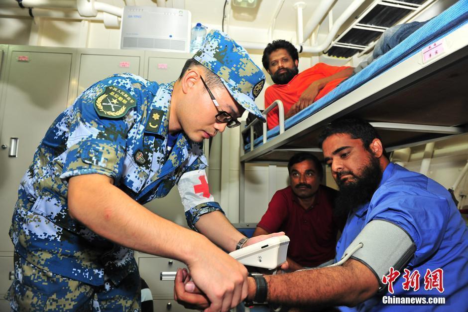 巴基斯坦军舰帮中国从也门撤侨