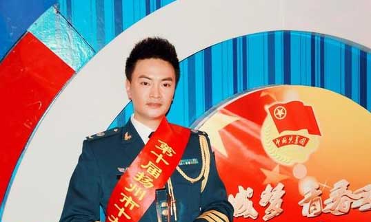 汤非当选<em>杰出</em>青年 献唱《一生缘》传递音乐感
