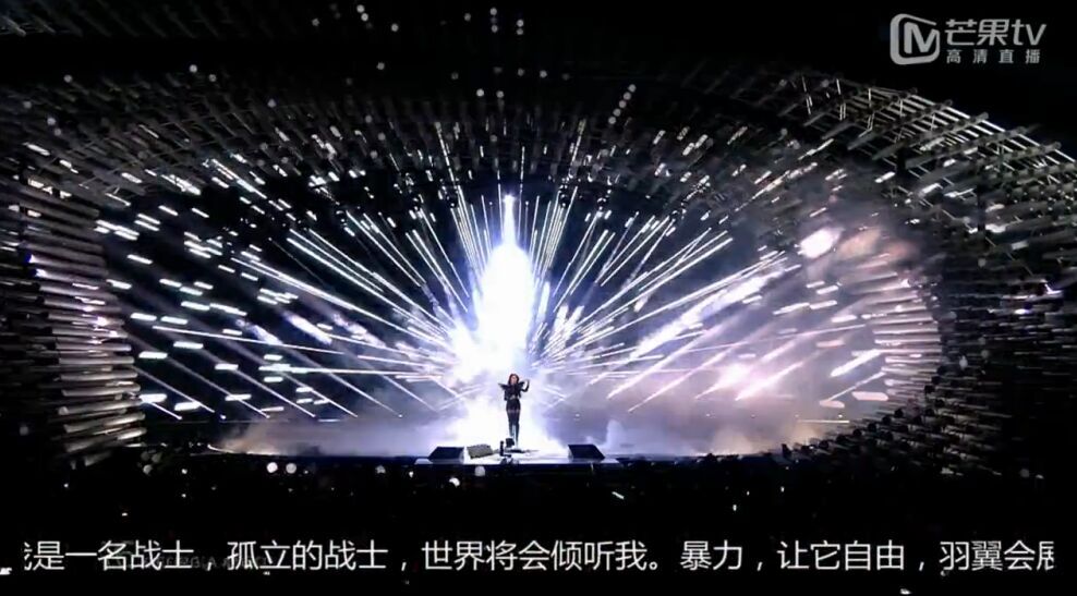 中国媒体首次直播欧洲电视歌唱大赛 现场美哭