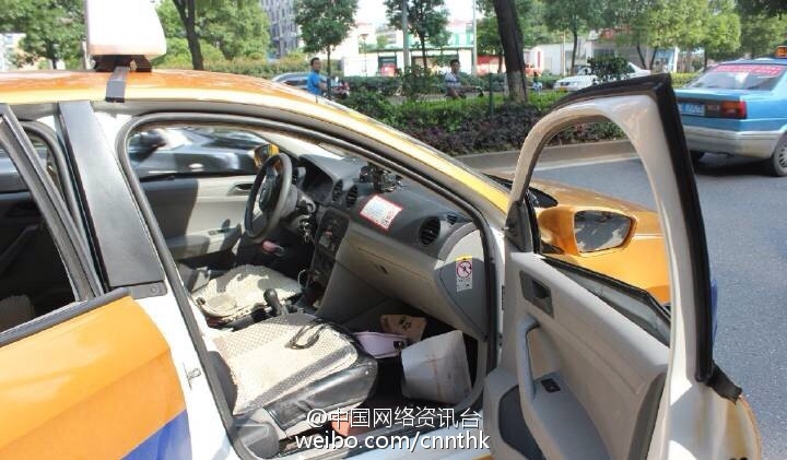 湖南郴州一出租车天然气泄露打火机引起爆炸