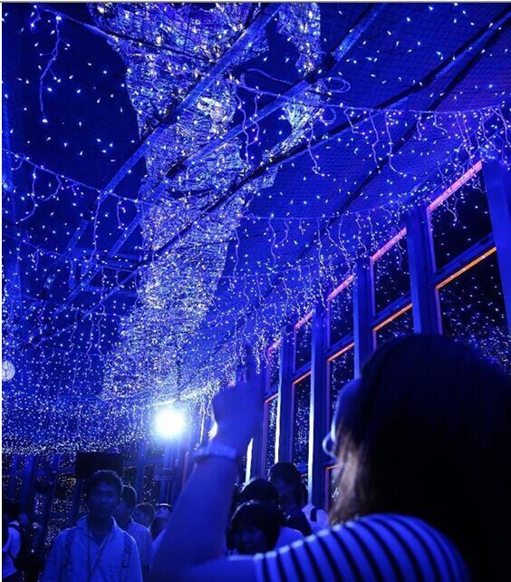 日本东京塔13万蓝色LED灯打造银河景观