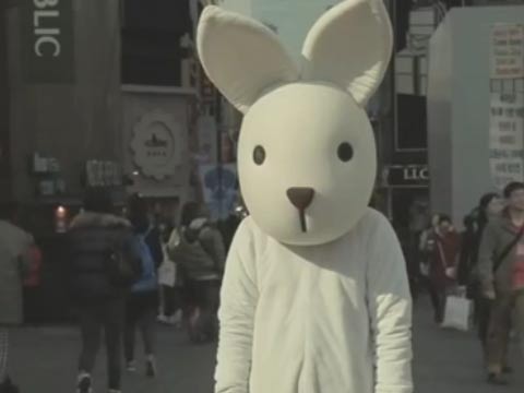 中英双语:希拉里竞选广告《斗士》_视频_环球