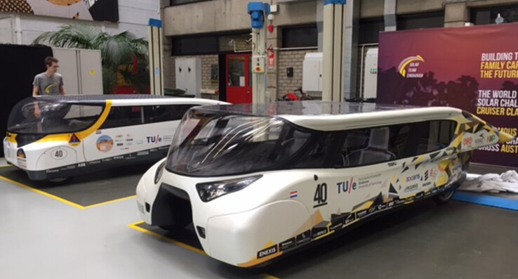荷兰大学团队发布新一代太阳能家用车Stella L