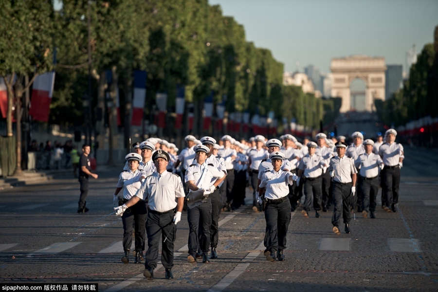 法国外籍兵团_法国外籍兵团收入(3)