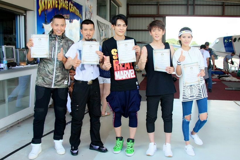 《 冲上云霄 》首航 收视率 冲天 杨子尽显学霸本