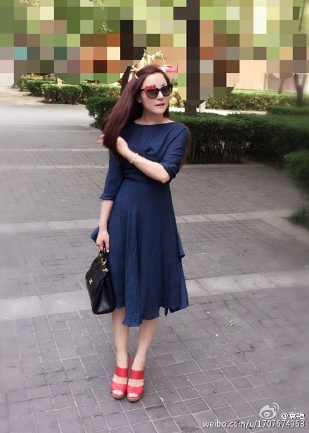 <em>央视女主播章艳</em>晒健身照_社会_环球网
