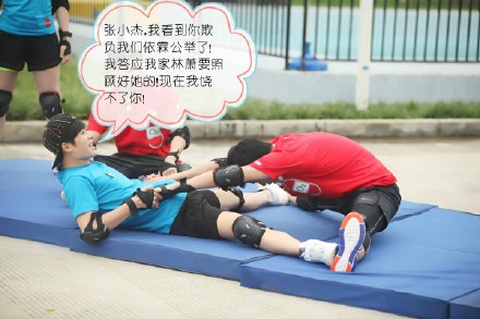 谢娜助阵张杰对抗 鹿晗  《 真心英雄 》同台秀恩