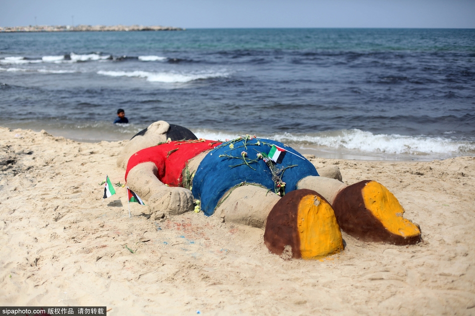 艺术家建沙雕纪念叙利亚3岁遇难儿童