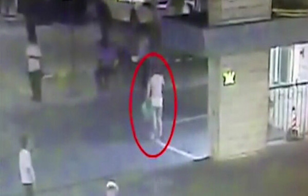 监控显示三亚裸奔<em>厅官</em>撒谎:故意只穿<em>内裤</em>_视频